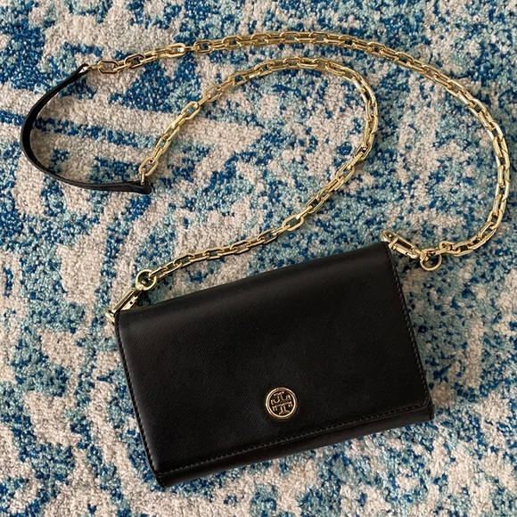 Tory Burch Handbags - Tory Burch Robinson Leather Wallet on a Chain